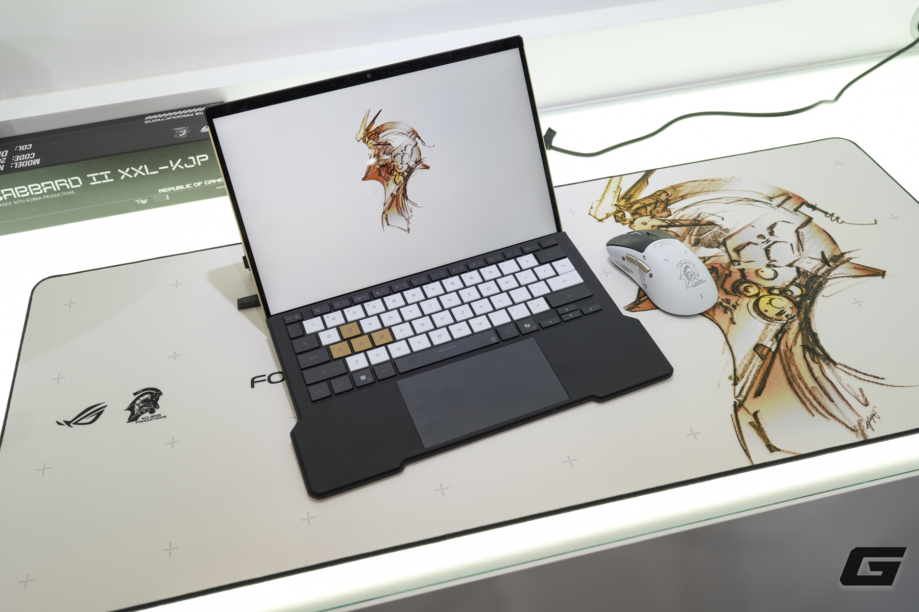 Ngay cả khi không phải fan của Hideo Kojima, bạn cũng sẽ "nao lòng" trước dòng sản phẩm ASUS ROG tuyệt đẹp này - Ảnh 10.