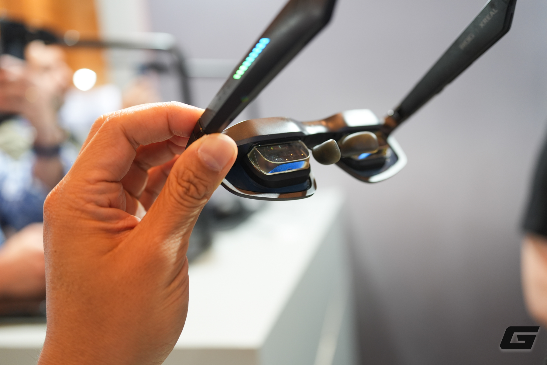 Đây rồi, ASUS đã có kính thực tế tăng cường dành cho ... những người đang phải đeo kính- Ảnh 7.