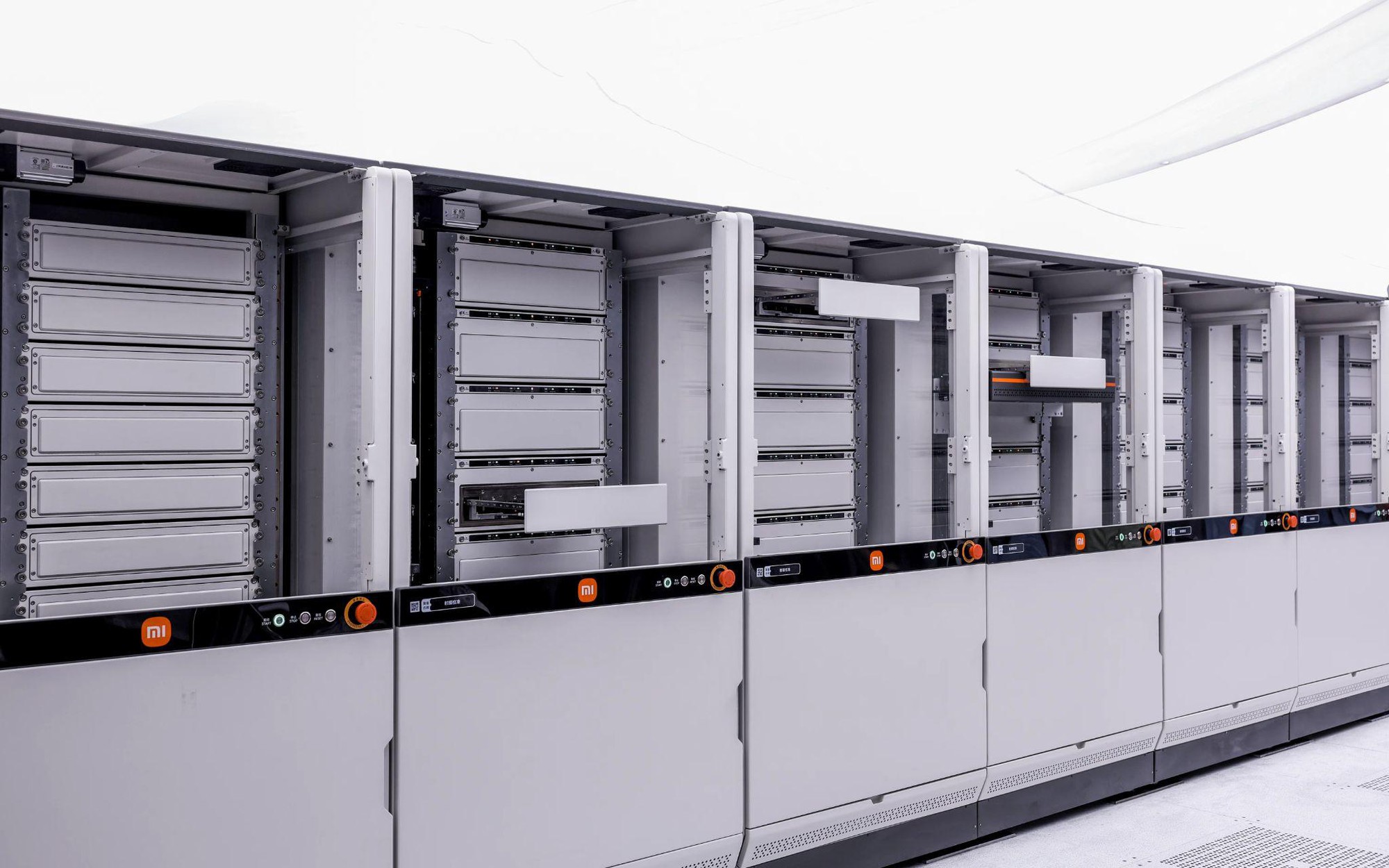 Bên trong nhà máy 2,4 tỷ RMB của Xiaomi – nơi smartphone được sản xuất trong 6 giây- Ảnh 3.
