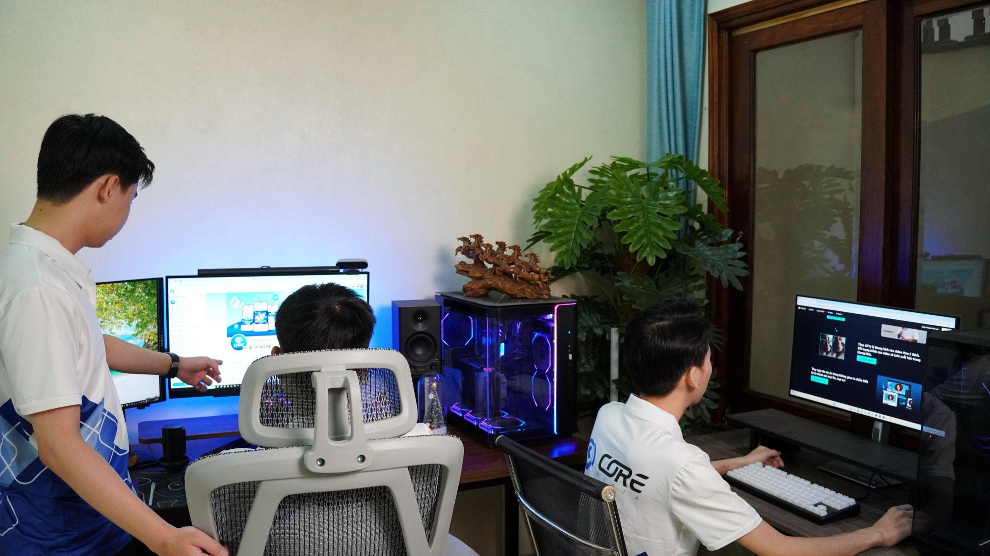 CEO Đình Triển – Người kiến tạo hệ sinh thái CORE MEDIA trong ngành dịch vụ mạng xã hội - Ảnh 2.