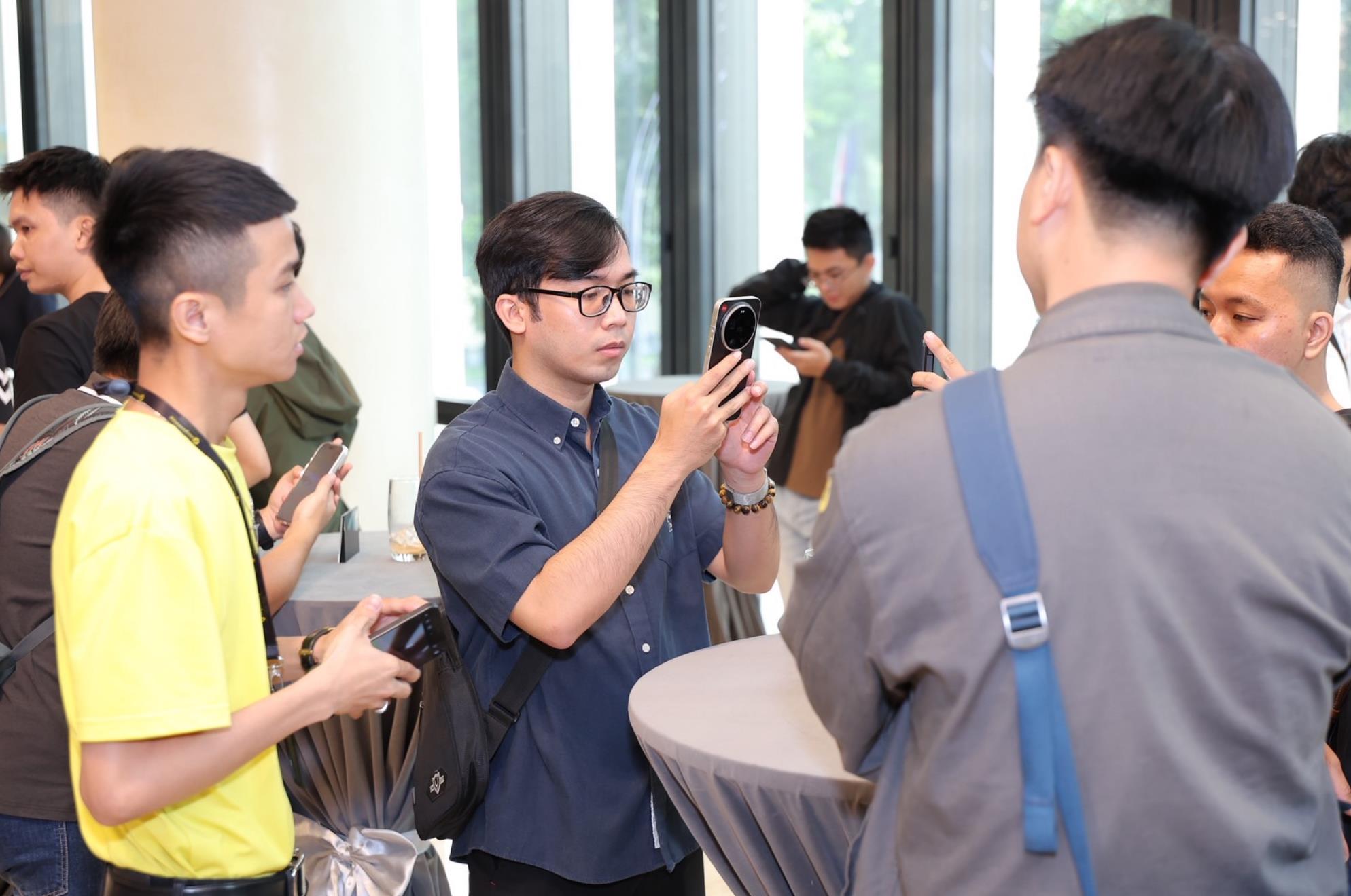 Mifan cùng TGDĐ giải mã sức hút “nhiếp ảnh nguyên bản” của Leica trên Xiaomi 17 Series - Ảnh 5. Mifan cùng TGDĐ giải mã sức hút “nhiếp ảnh nguyên bản” của Leica trên Xiaomi 17 Series - Ảnh 5.